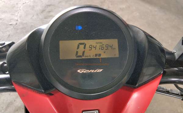 HONDA  GENIO