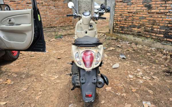 HONDA SCOOPY CW