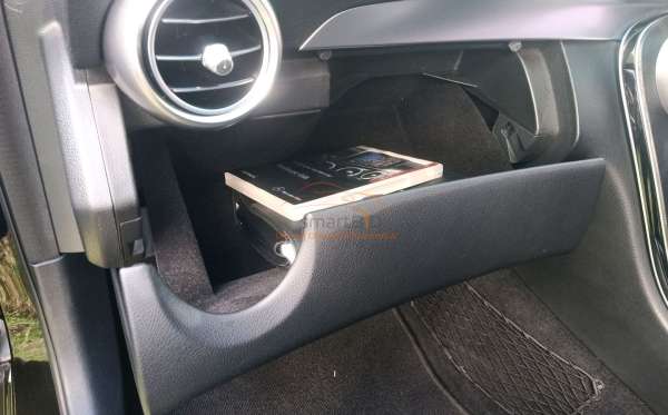 MERCEDES BENZ C 300