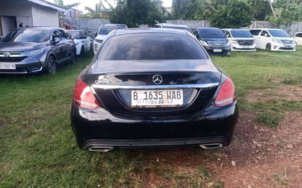 MERCEDES BENZ C 300