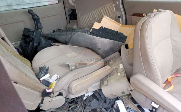 MERCEDES BENZ V350 AT (CBU)