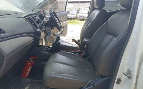 MITSUBISHI DC HDX 4X4