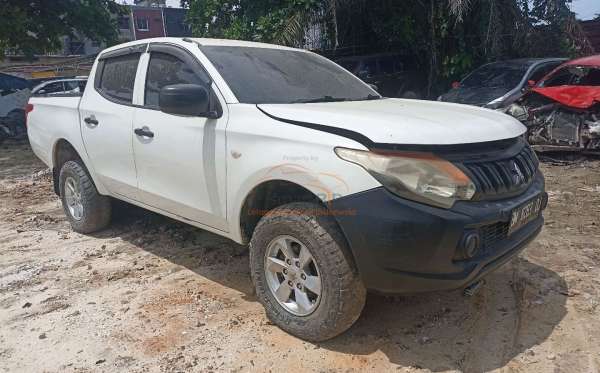 MITSUBISHI DC HDX 4X4