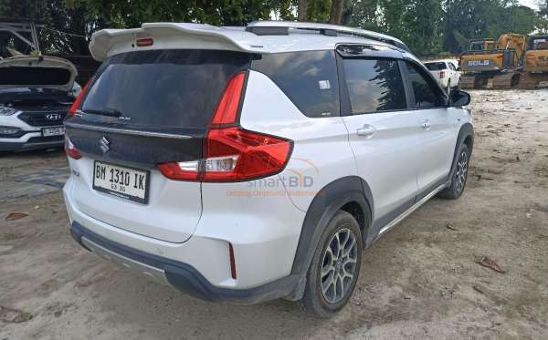 SUZUKI XL7