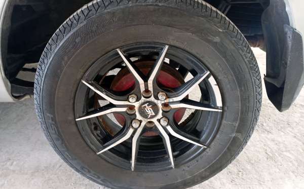 TOYOTA AVANZA 1.3 E