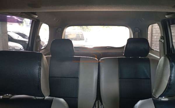 TOYOTA AVANZA 1.3 E