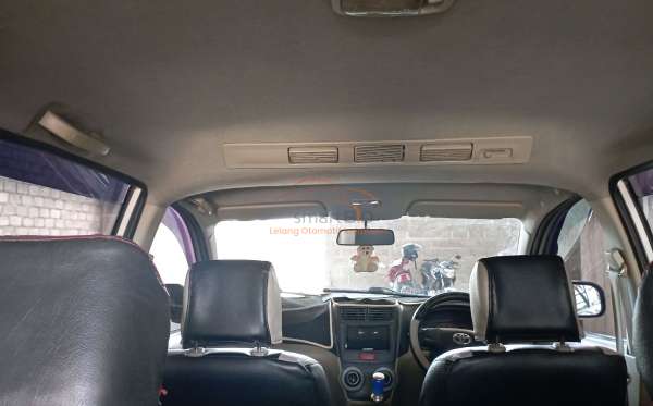 TOYOTA AVANZA 1.3 E