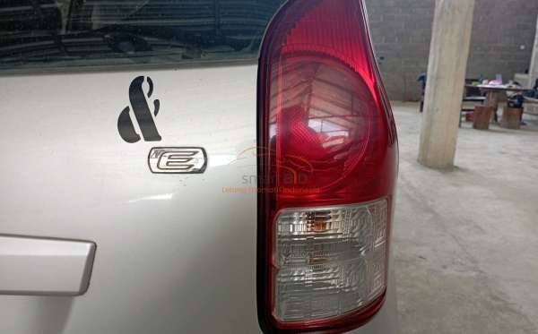 TOYOTA AVANZA 1.3 E