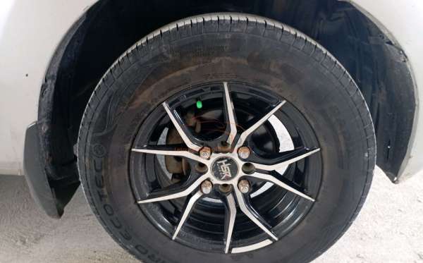 TOYOTA AVANZA 1.3 E