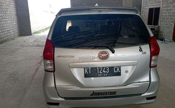 TOYOTA AVANZA 1.3 E