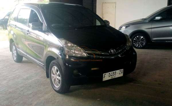 TOYOTA AVANZA 1.3 G