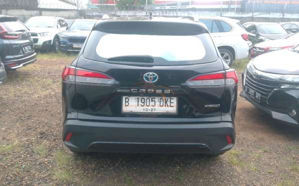 TOYOTA COROLLA CROSS HYBRID