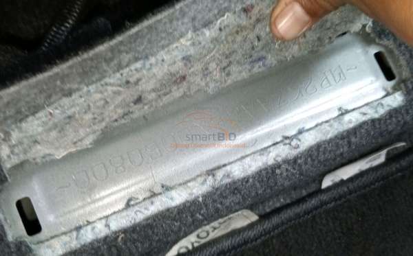 TOYOTA COROLLA CROSS HYBRID