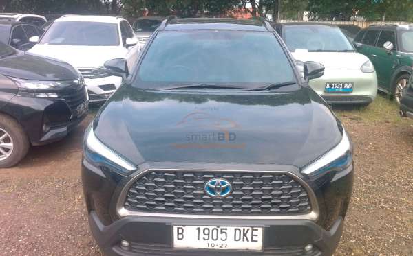 TOYOTA COROLLA CROSS HYBRID