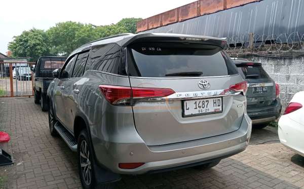 TOYOTA FORTUNER 2.4 VRZ
