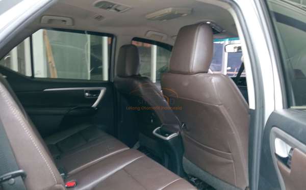 TOYOTA FORTUNER 2.4 VRZ