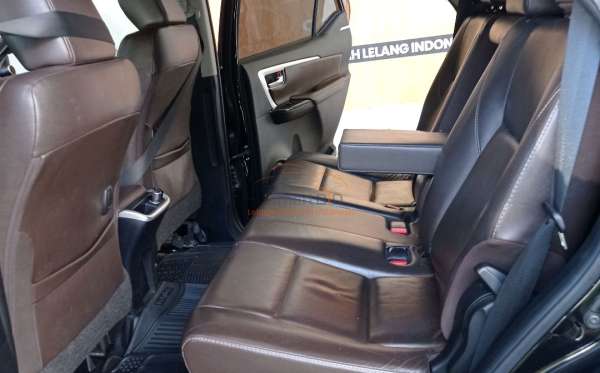 TOYOTA FORTUNER 2.4 VRZ