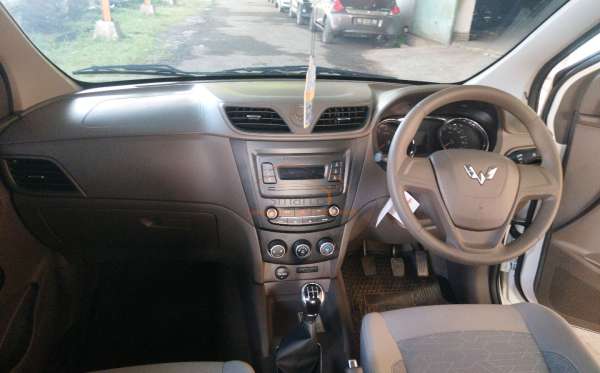 WULING CONFERO