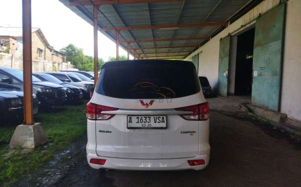 WULING CONFERO