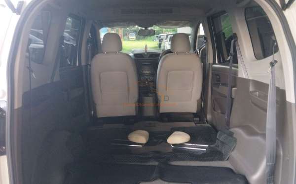 WULING CONFERO
