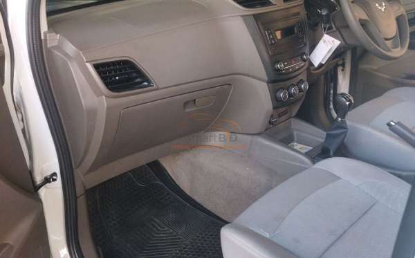 WULING CONFERO