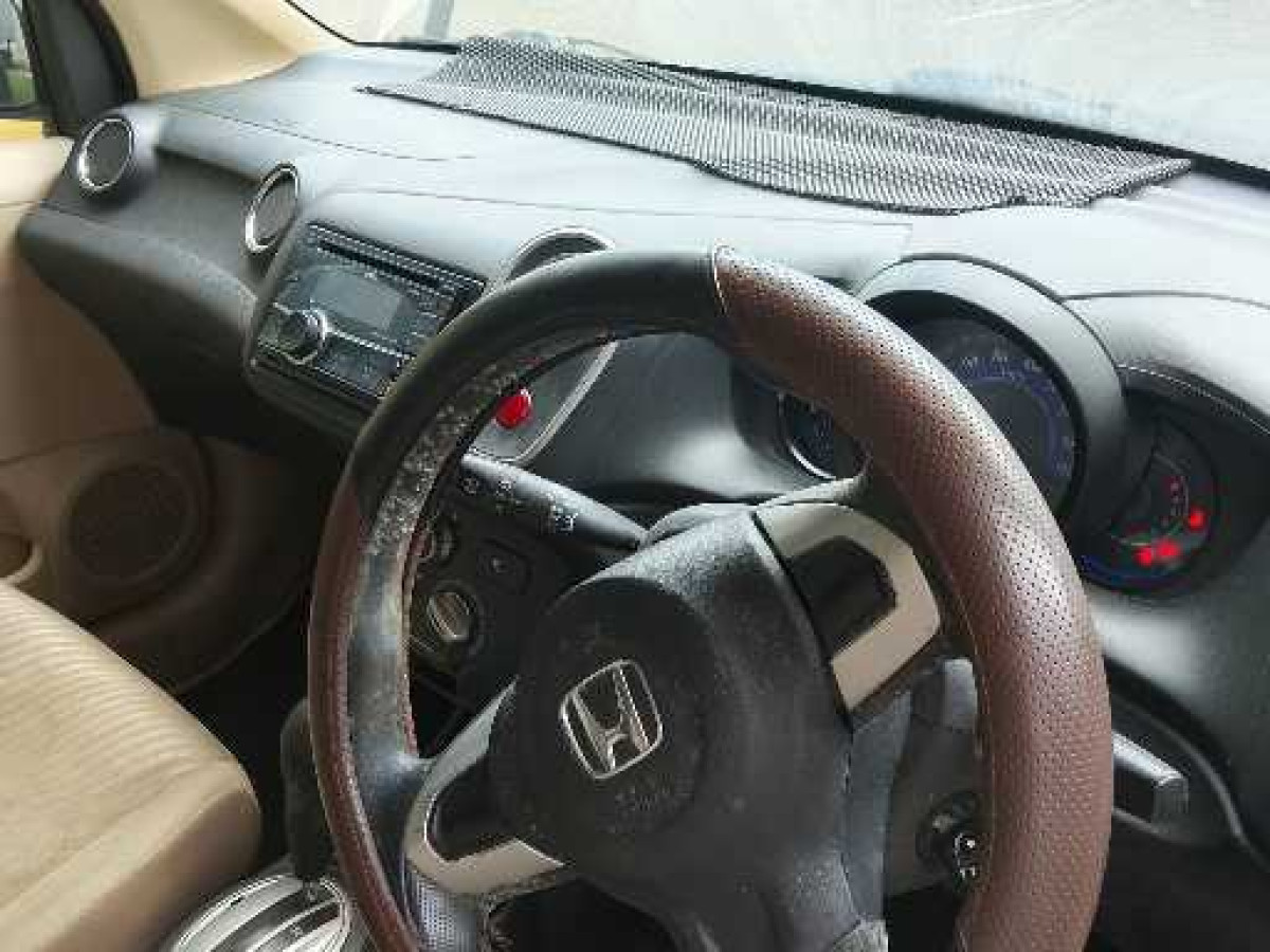 HONDA  MOBILIO  DD4 1.5E