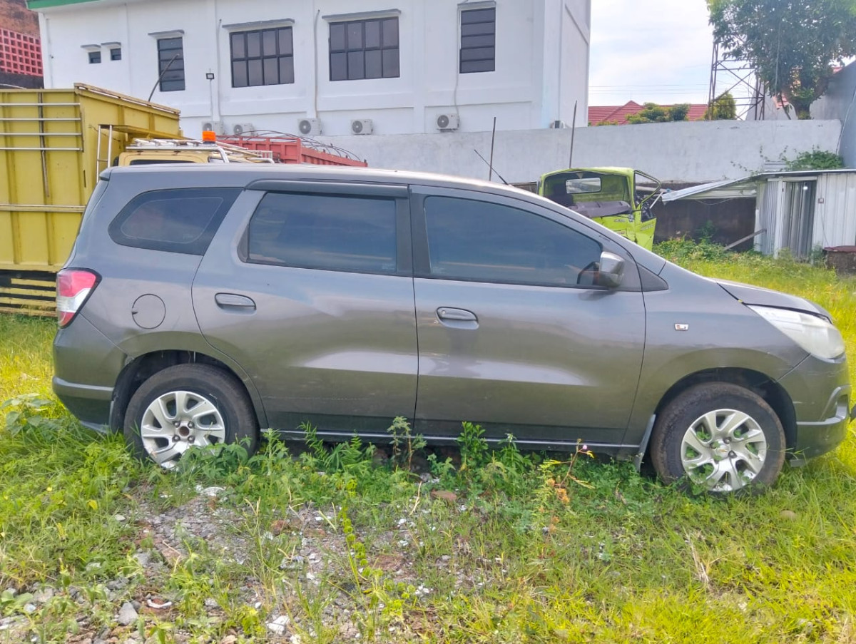 CHEVROLET SPIN