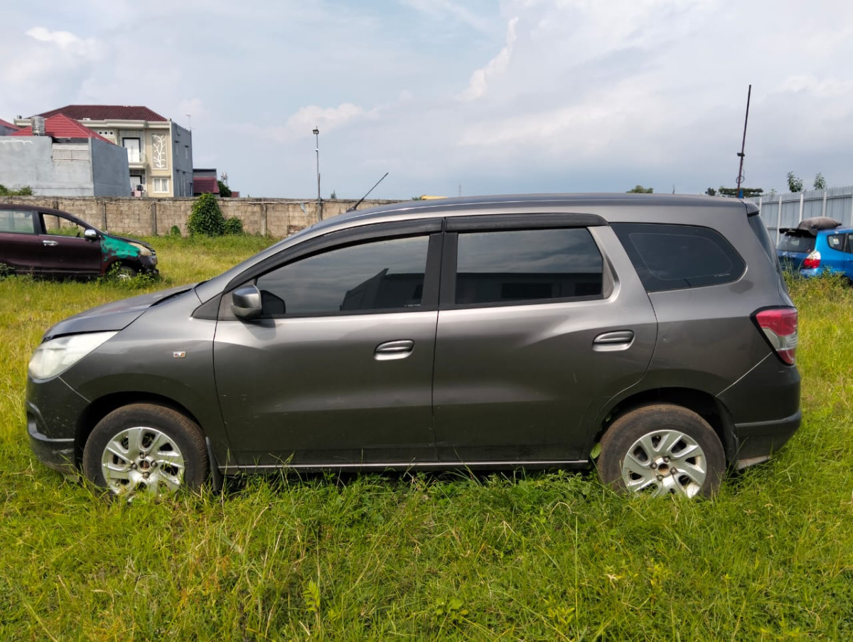 CHEVROLET SPIN