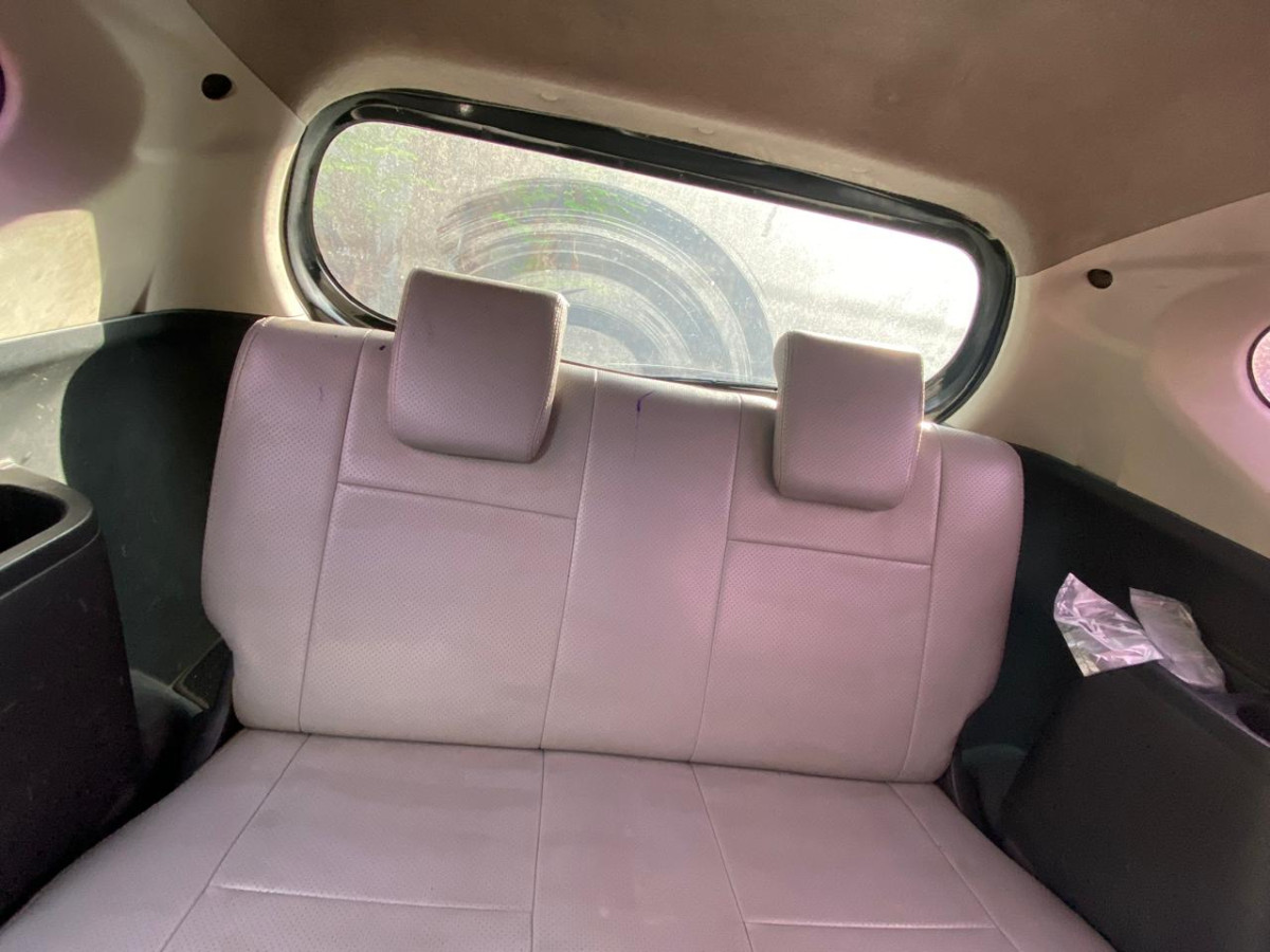 TOYOTA  CALYA  1.2 G M/T