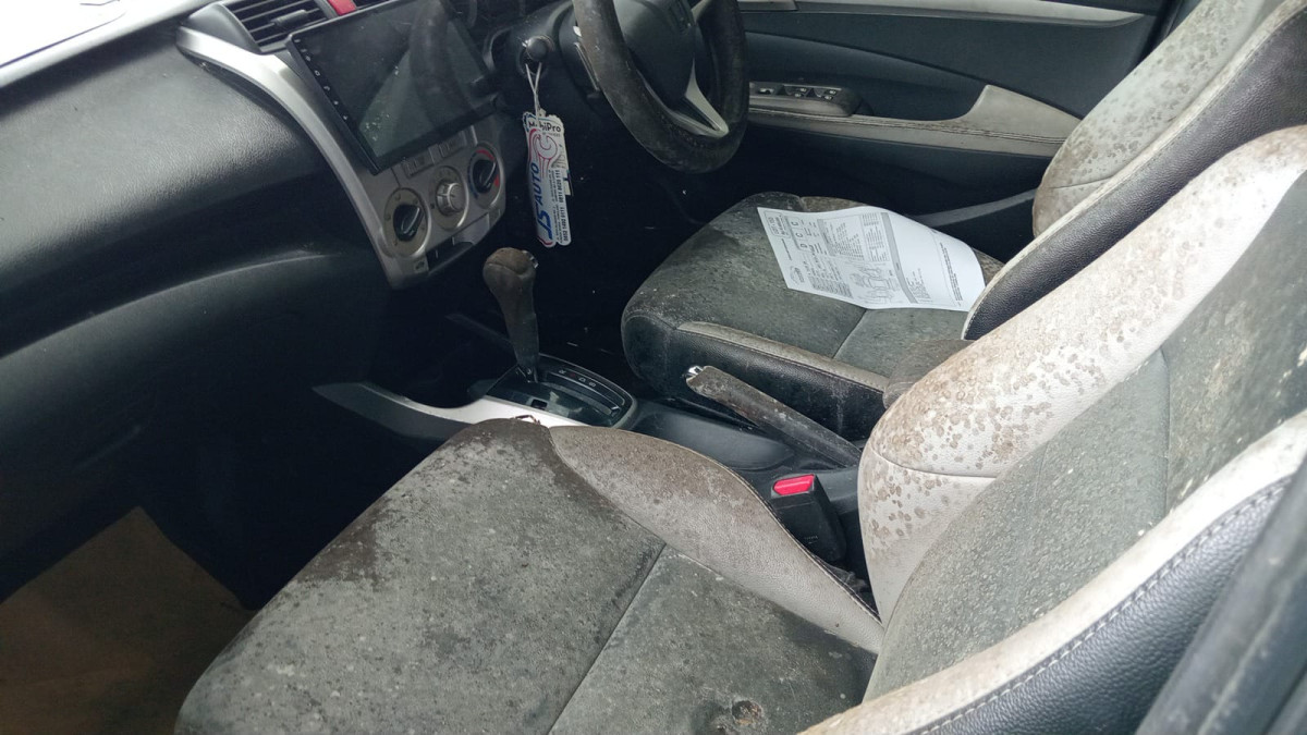 HONDA CITY GM2 1.5 E