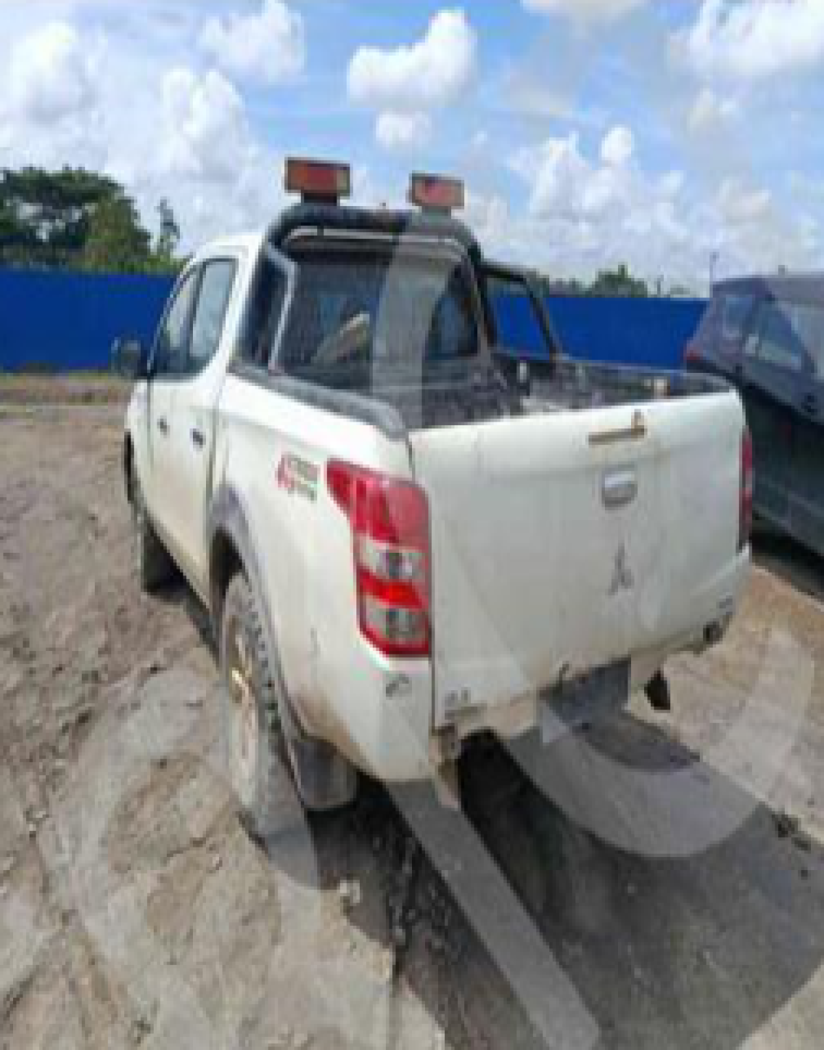 MITSUBISHI TRITON DC
