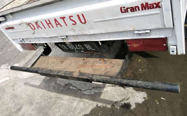 DAIHATSU GRAN MAX