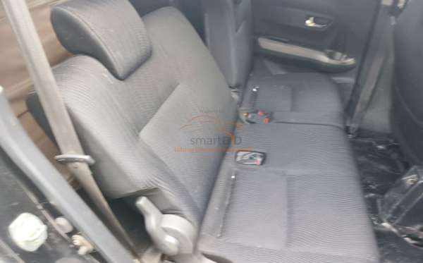 DAIHATSU SIGRA