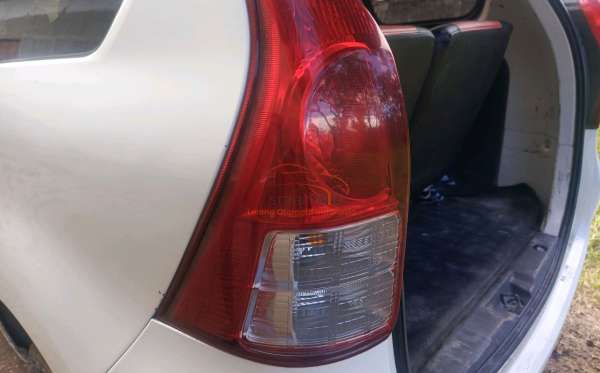 DAIHATSU  XENIA