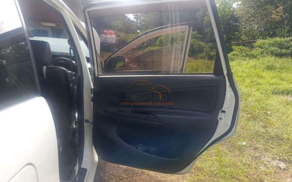 DAIHATSU  XENIA