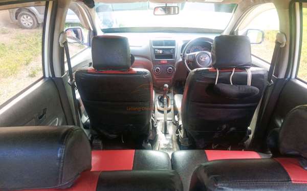 DAIHATSU  XENIA