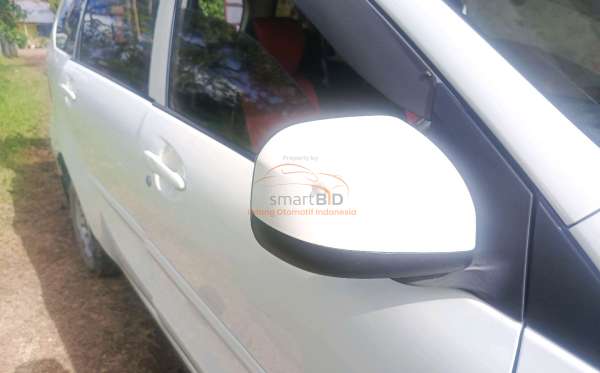 DAIHATSU  XENIA