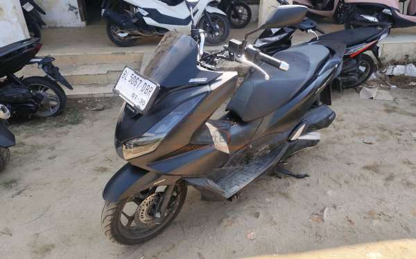 HONDA  PCX 160