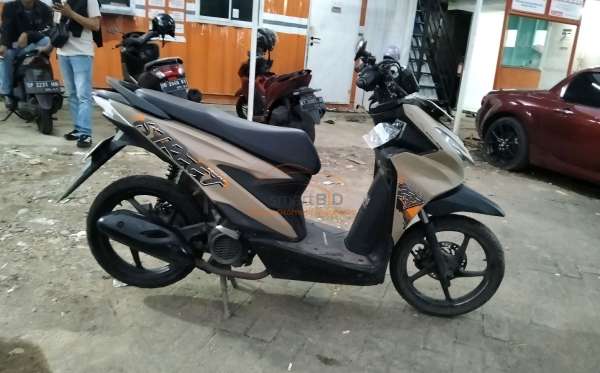 HONDA BEAT STREET