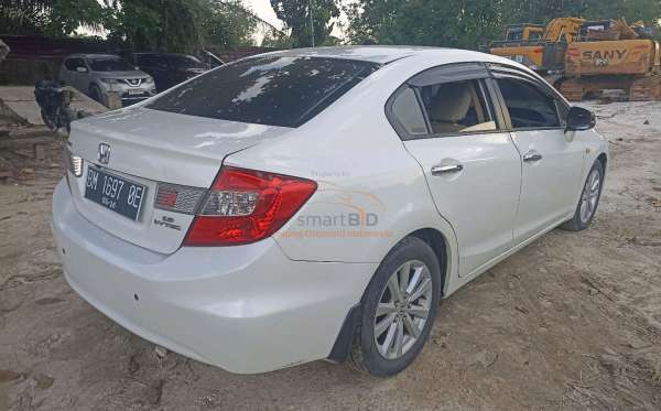 HONDA CIVIC FB2