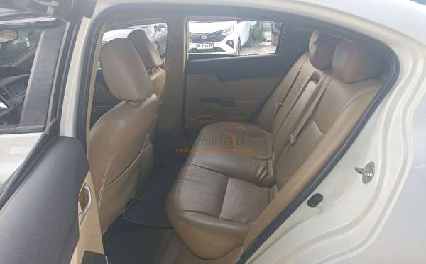 HONDA CIVIC FB2
