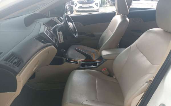 HONDA CIVIC FB2