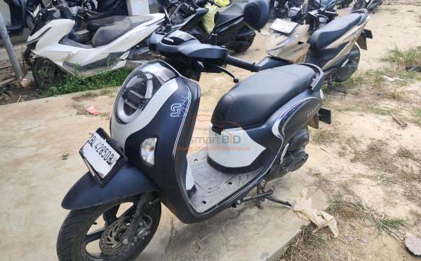HONDA  SCOOPY