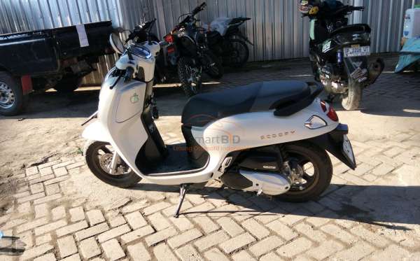 HONDA SCOOPY PRESTIGE