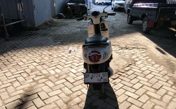 HONDA SCOOPY PRESTIGE