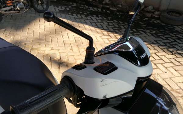 HONDA SCOOPY PRESTIGE