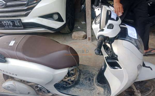 HONDA SCOOPY PRESTIGE