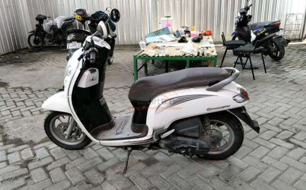 HONDA SCOOPY