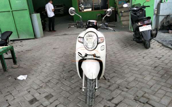 HONDA SCOOPY