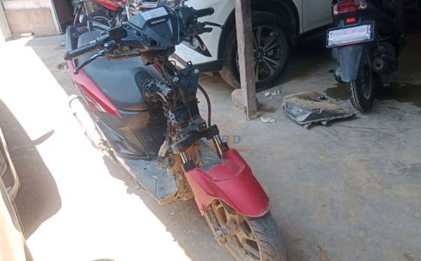 HONDA  VARIO 160